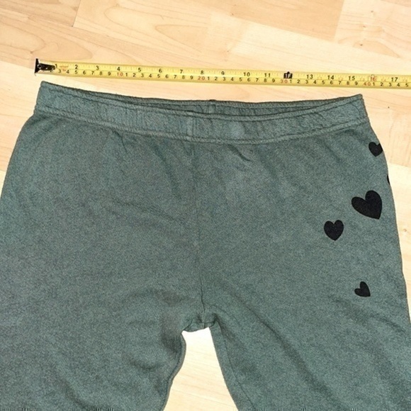 NWT Monrow Jogger Sweatpants Green black cluster Hearts M not yet preloved - Picture 7 of 12